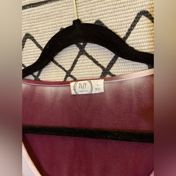 Maurices size large 24/7 basic T-shirt tie dye - Picture 3 of 4